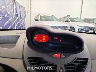 RENAULT Twingo usata 14