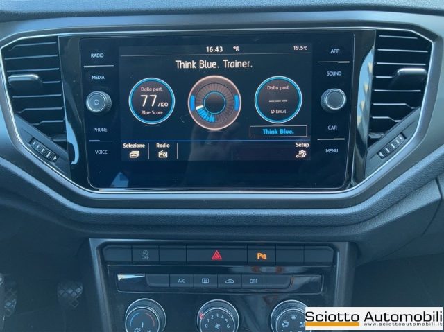 VOLKSWAGEN T-Roc usata, con Autoradio digitale