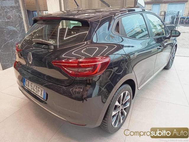 RENAULT Clio usata, con Alzacristalli elettrici