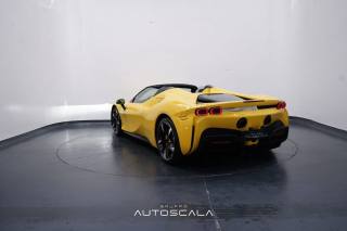 FERRARI SF90 usata 10