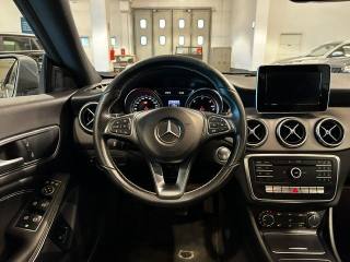 MERCEDES-BENZ CLA 200 usata, con Autoradio