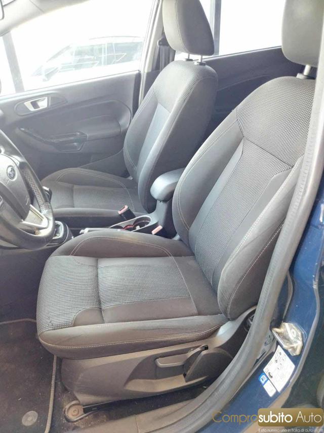 FORD Fiesta usata, con Servosterzo