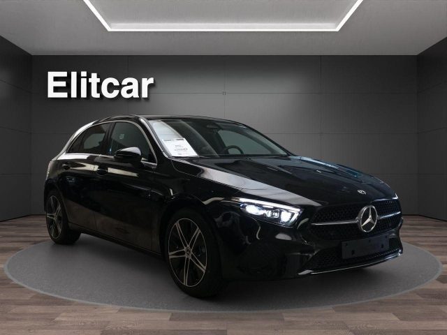 MERCEDES-BENZ A 180 usata, con Alzacristalli elettrici