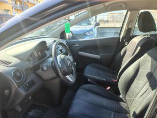 MAZDA 2 usata, con Controllo automatico clima