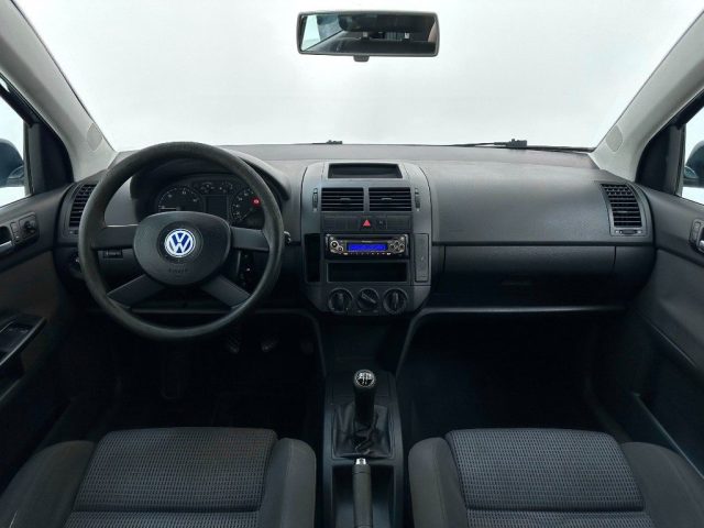 VOLKSWAGEN Polo usata, con Autoradio