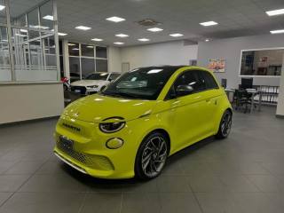 ABARTH 500e usata, con Airbag laterali