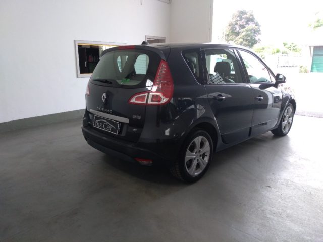 RENAULT Scenic usata, con Chiusura centralizzata
