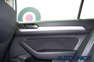 VOLKSWAGEN Passat Variant usata 42