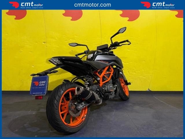 KTM 390 Duke usata 3