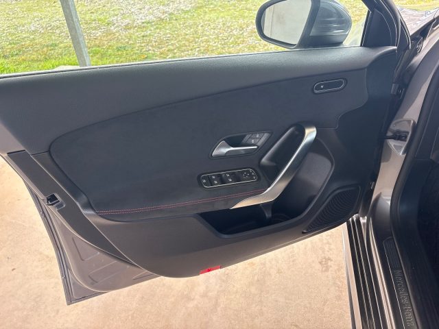 MERCEDES-BENZ A 180 usata, con Sistema di navigazione