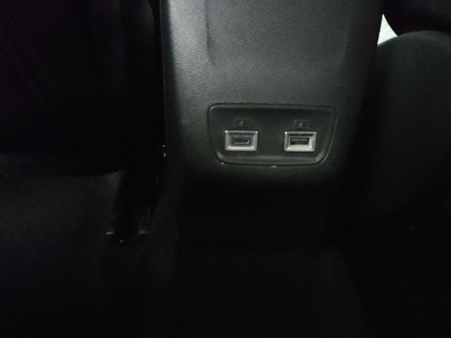 PEUGEOT 2008 usata, con USB