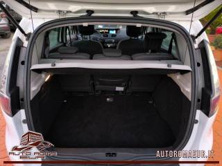 RENAULT Scenic usata, con Controllo automatico clima