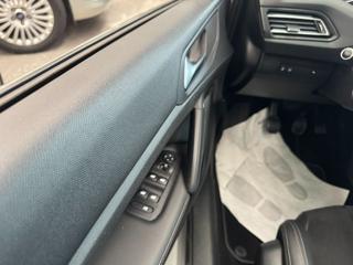 PEUGEOT 308 usata, con Park Distance Control