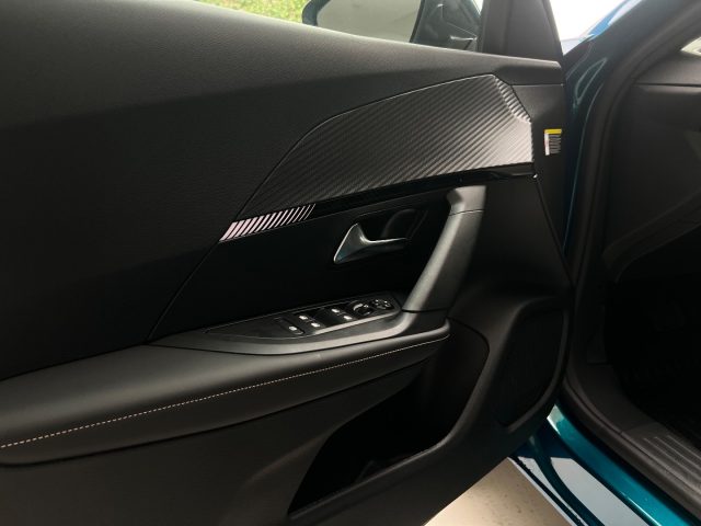 PEUGEOT 2008 usata, con Fendinebbia