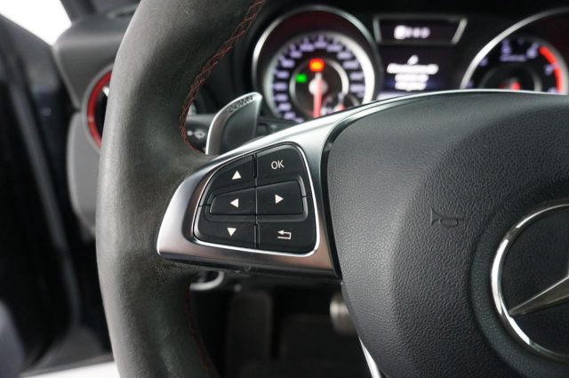 MERCEDES-BENZ CLA 45 AMG usata, con Luci diurne LED