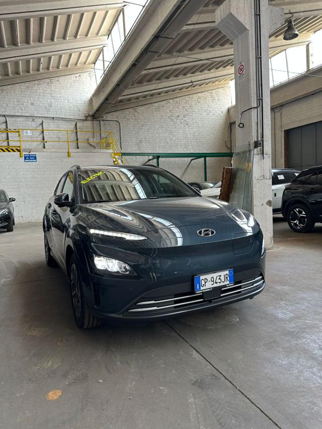 HYUNDAI Kona usata, con Bracciolo