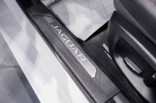 JAGUAR XE usata, con Cruise Control