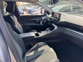 PEUGEOT 3008 usata, con Climatizzatore