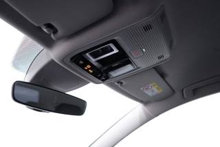 VOLKSWAGEN Golf usata, con USB