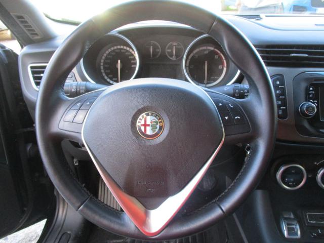ALFA ROMEO Giulietta usata, con Volante multifunzione