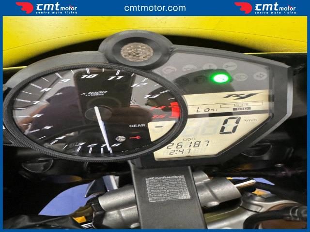 YAMAHA YZF R1 usata 7
