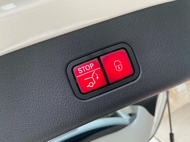 MERCEDES-BENZ GLC 300 usata, con Climatizzatore automatico, 4 zone