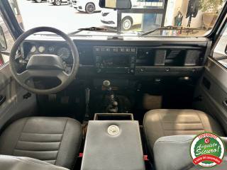 LAND ROVER Defender usata 10