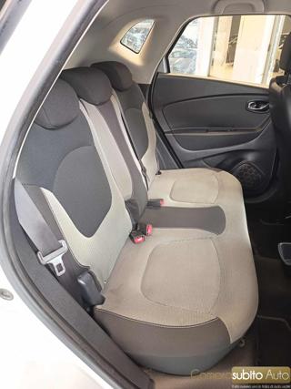 RENAULT Captur usata, con Park Distance Control