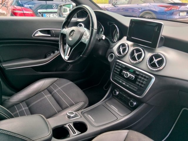 MERCEDES-BENZ CLA 200 usata, con Climatizzatore