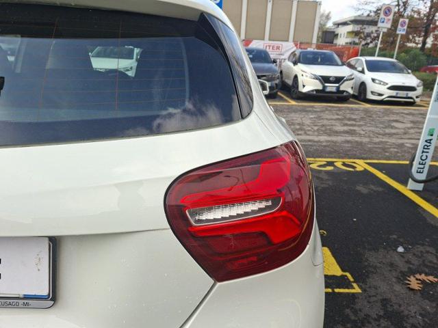 MERCEDES-BENZ A 180 usata, con Autoradio digitale