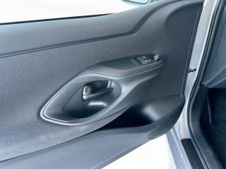 MAZDA 2 usata, con Telecamera per parcheggio assistito