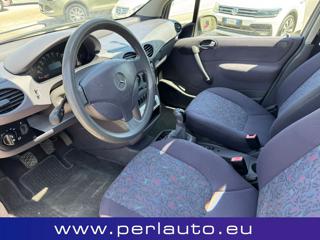 MERCEDES-BENZ A 140 usata, con Autoradio