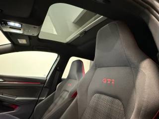 VOLKSWAGEN Golf usata, con ESP