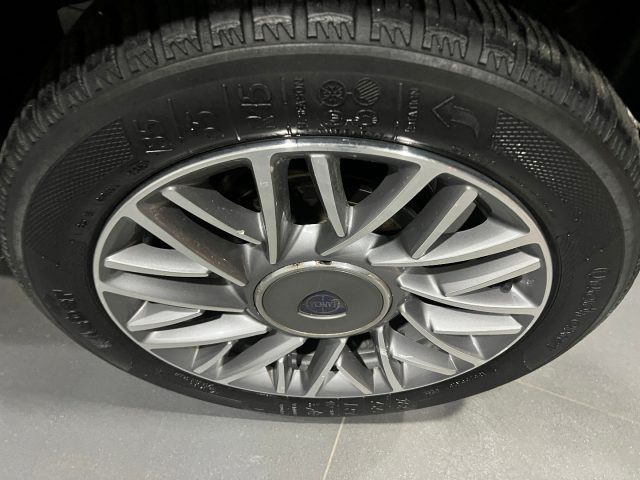 LANCIA Ypsilon usata, con ESP