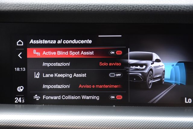 ALFA ROMEO Stelvio usata, con Sedile posteriore sdoppiato