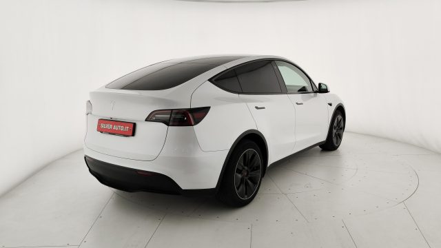 TESLA Model Y usata, con Boardcomputer