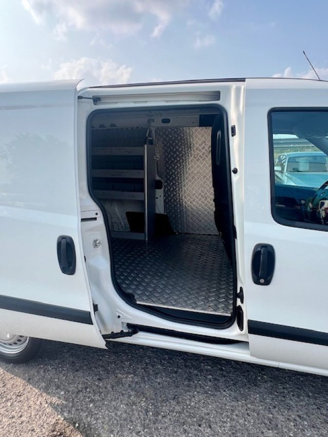 OPEL Combo usata 11