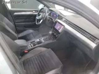 VOLKSWAGEN Passat usata, con Cruise Control