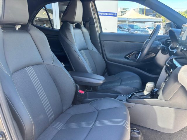 TOYOTA Yaris Cross usata, con ESP