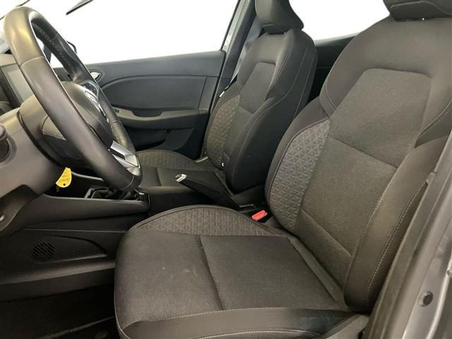 RENAULT Clio usata, con Volante in pelle