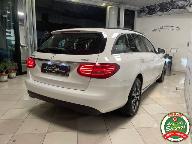 MERCEDES-BENZ C 220 usata, con Fari LED