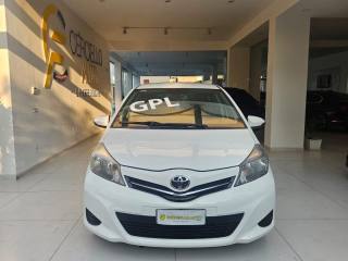 TOYOTA Yaris 1.0 5 porte Lounge gpl