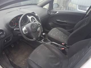 OPEL Corsa usata, con Airbag laterali