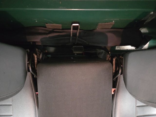 LAND ROVER Defender usata 26