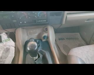 LAND ROVER Discovery usata 17