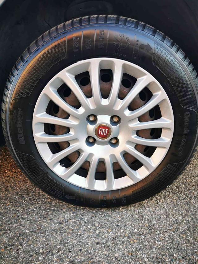 FIAT Grande Punto usata 17