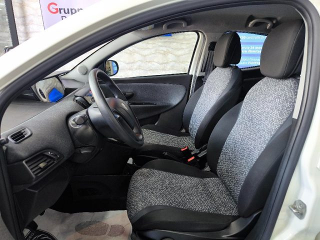 LANCIA Ypsilon usata, con Controllo trazione