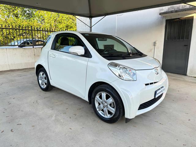 TOYOTA iQ usata, con Airbag laterali