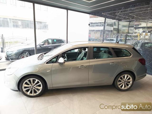 OPEL Astra usata, con Autoradio