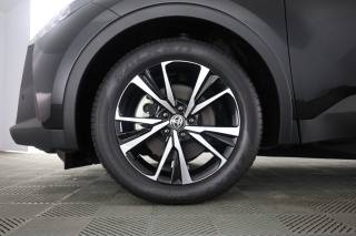 TOYOTA C-HR usata 12